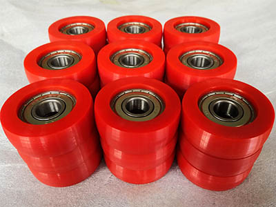 Heavy duty polyurethane casters with bearings